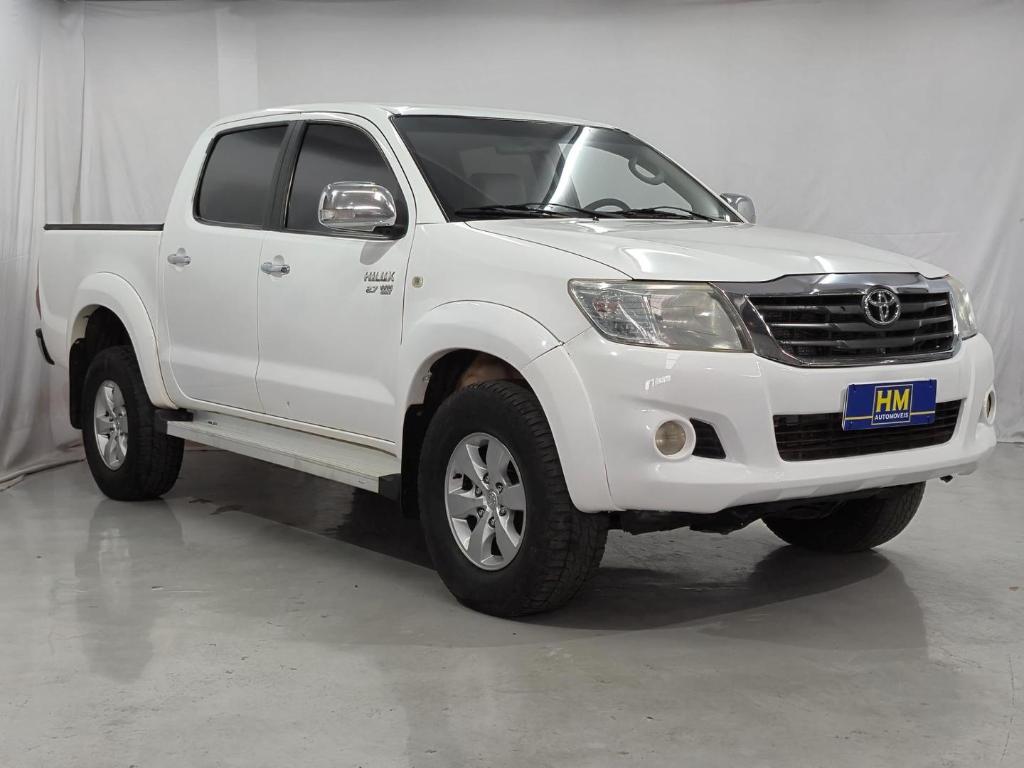 Toyota Hilux 2.7 SR 4X2 CD 16V FLEX 4P AUTOMÁTICO 2012