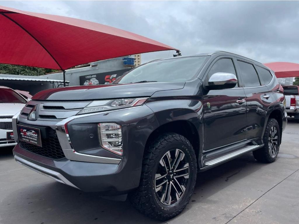 Mitsubishi Pajero 2021