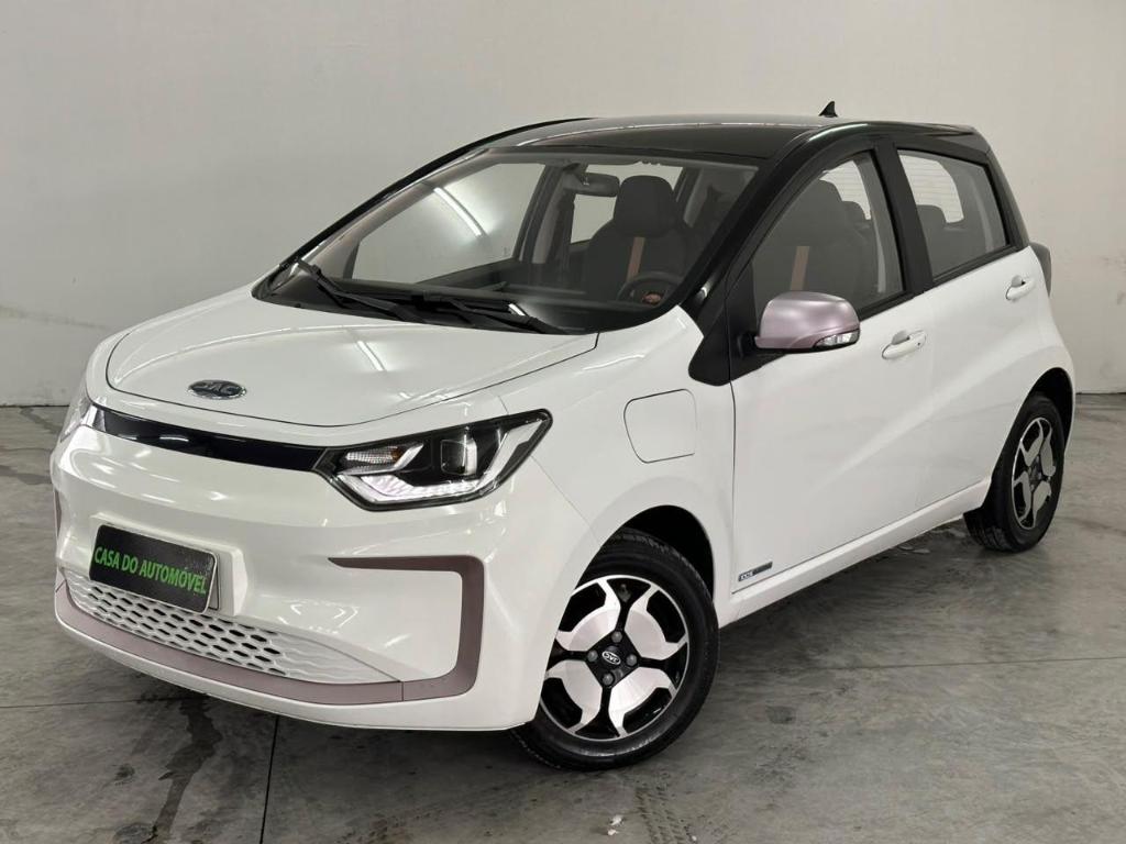 Jac E-js1