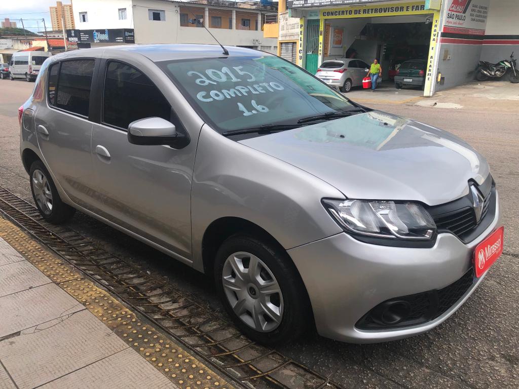 Renault Sandero 2015