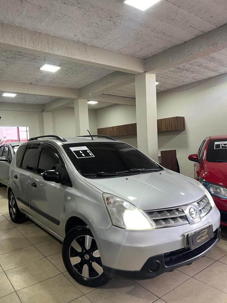 Nissan Livina 2011