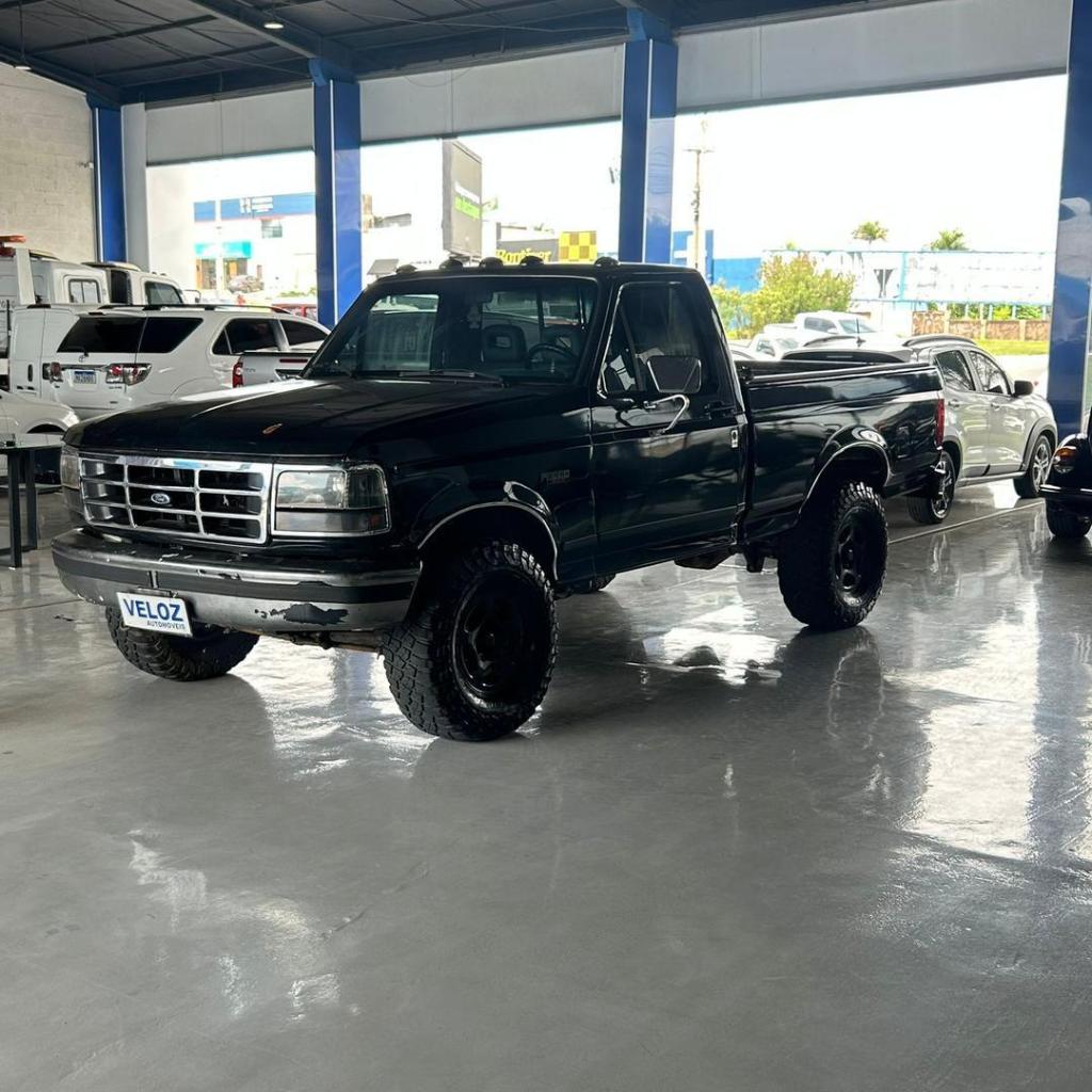 Ford F-1000 F-1000 Lightning/ Super 4.9i 1998