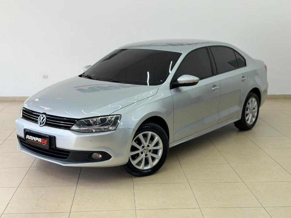 Volkswagen Jetta JETTA Comfortline 2.0 T.Flex 8V 4p Tipt. 2014