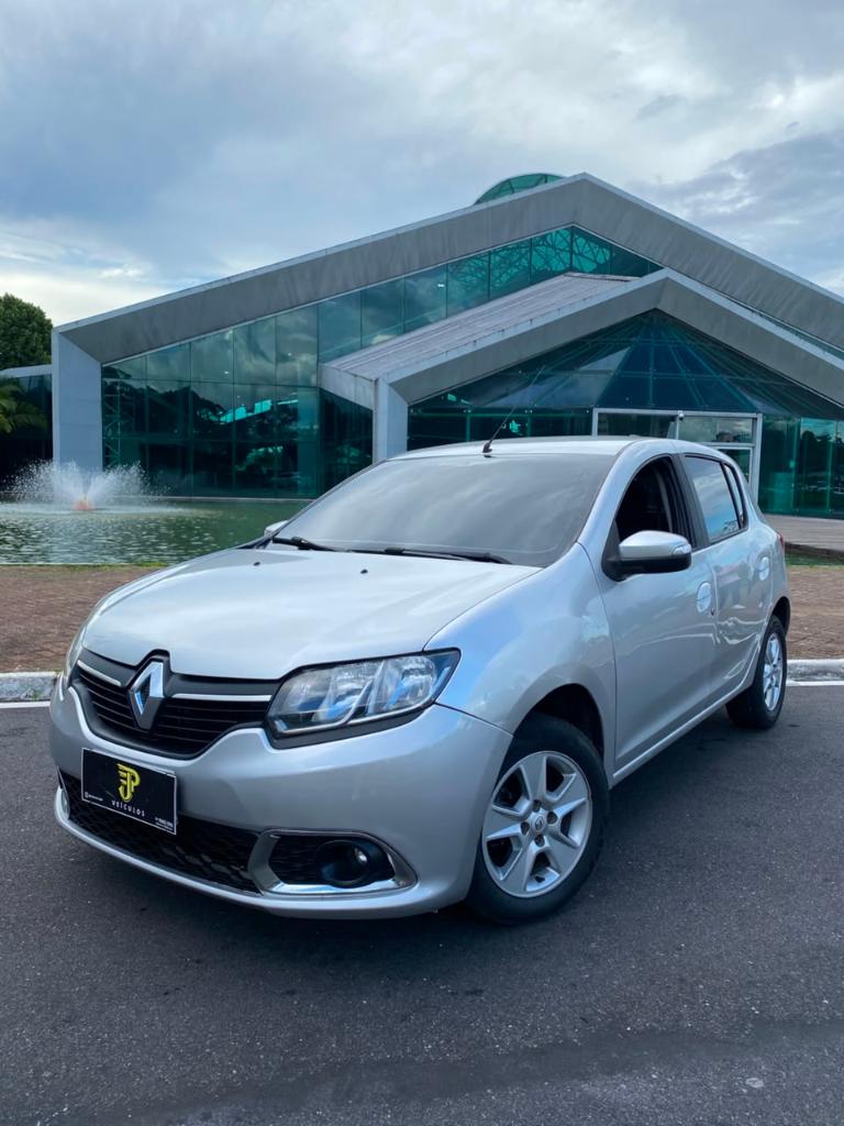 Renault Sandero 2015