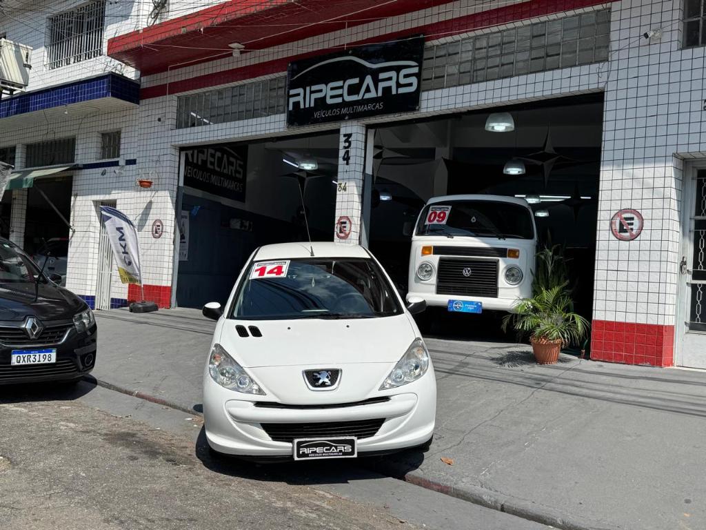 Peugeot 207 ACTIVE 1.4 8V FLEX 4P 2014