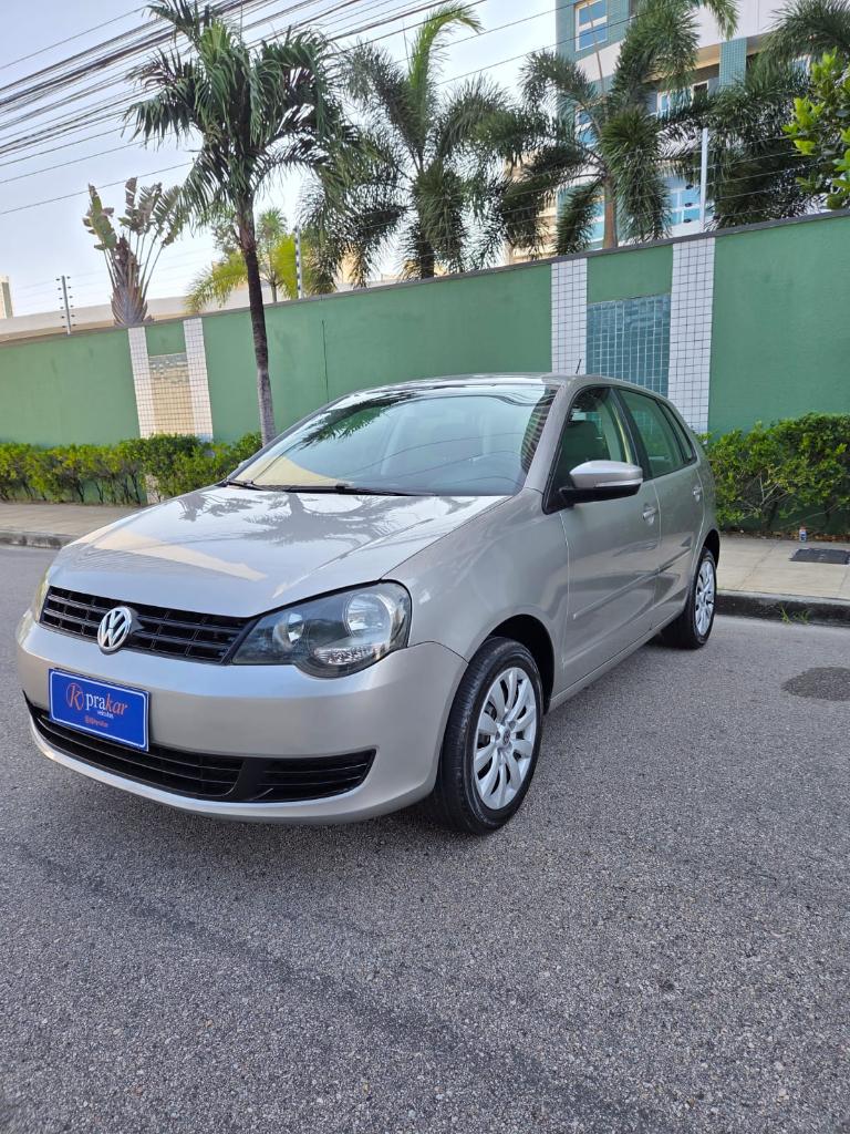 Volkswagen Polo POLO 1.6 MI/S.OURO 1.6 MI TOT.FLEX 8V 5P 2013