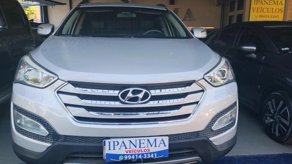 Hyundai Santa