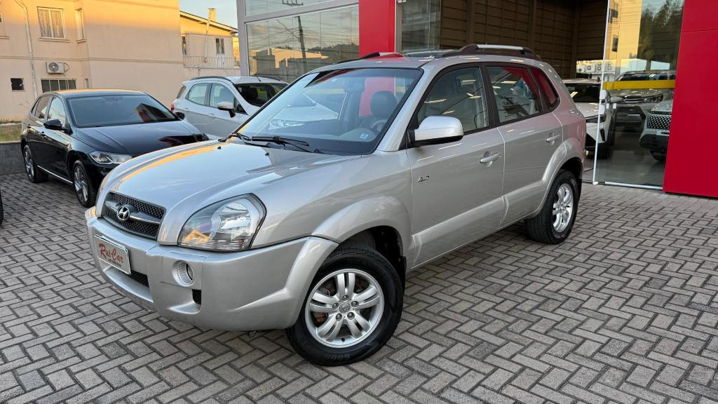 Hyundai Tucson GLS 4X4 2.7 V6 AT 2008