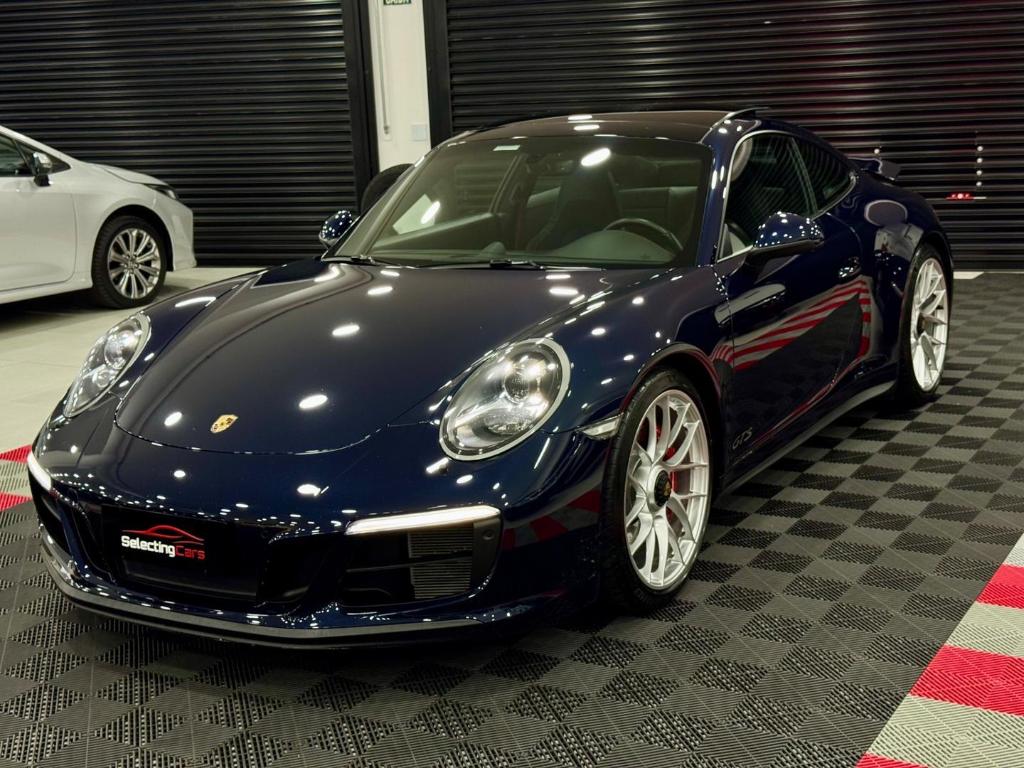 Porsche 911 CARRERA COUPE 3.0 2018