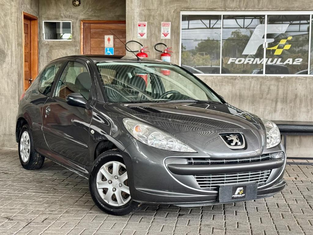Peugeot 207 207 XR 1.4 Flex 8V 3p 2013