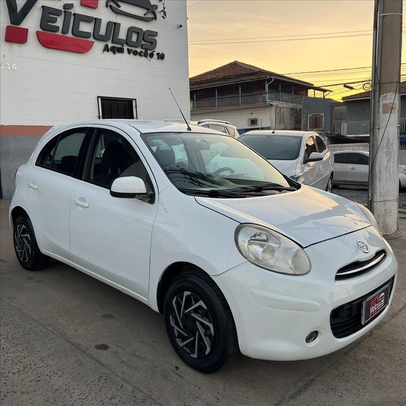 Nissan March 2014