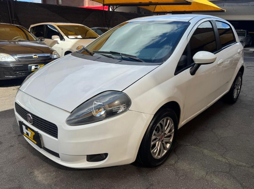 Fiat Punto 1.4 ATTRACTIVE 8V FLEX 4P MANUAL 2012