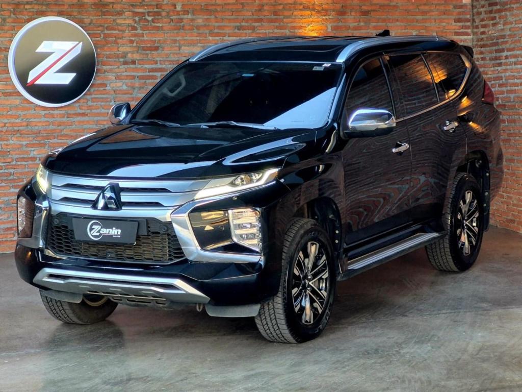 Mitsubishi Pajero 2022
