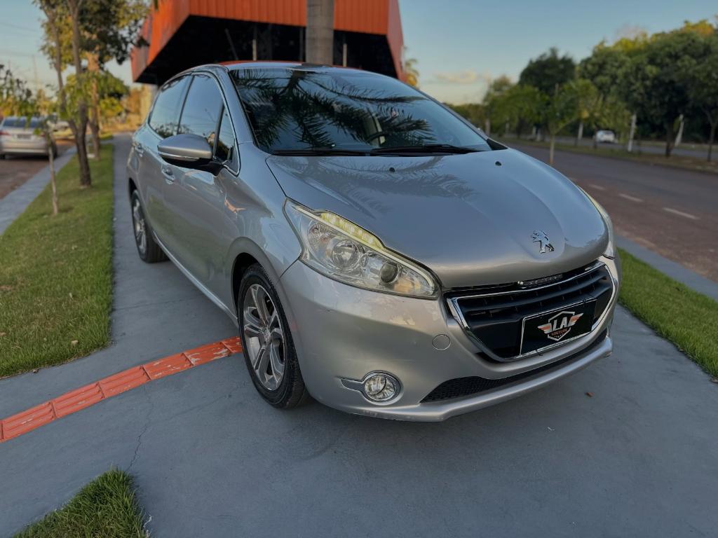 Peugeot 208 2014