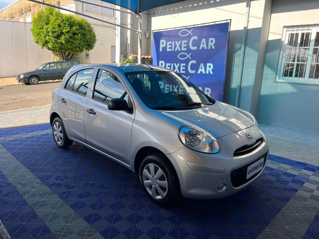 Nissan March 1.0 MT FLEX 2015