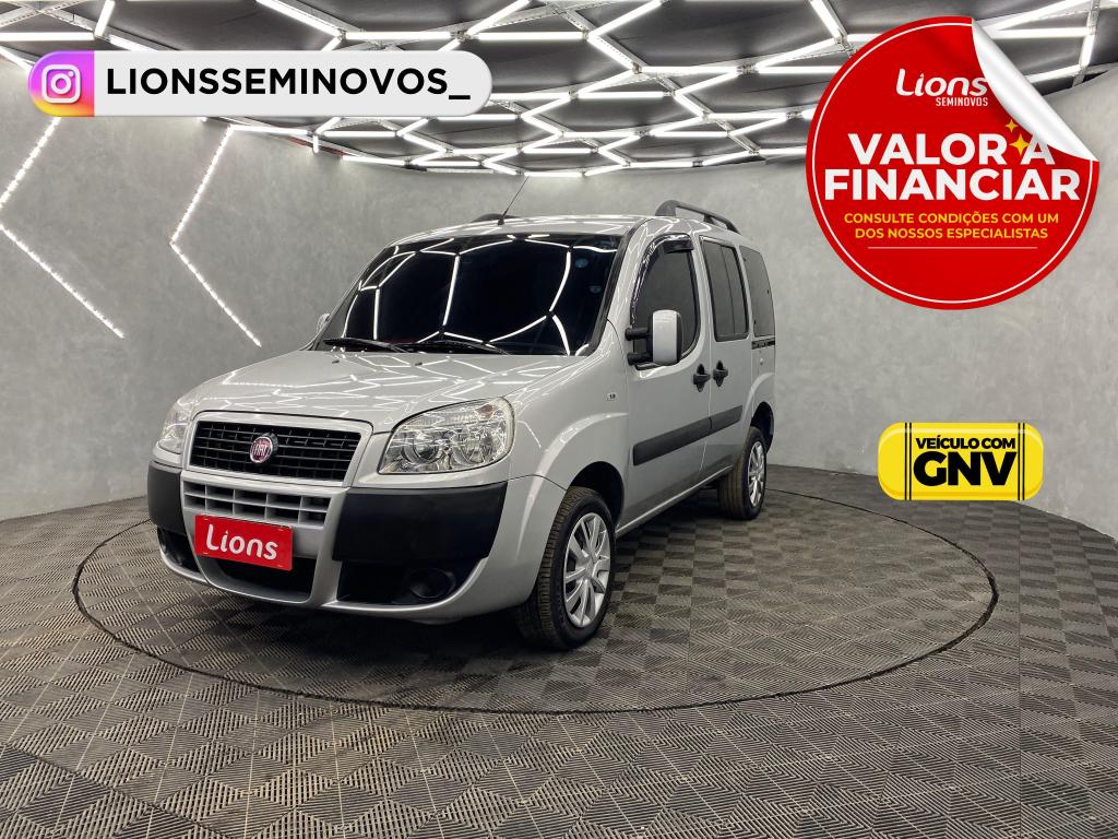 Fiat Doblo Essence 1.8 Flex 16v 5p