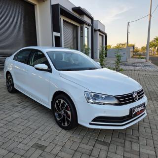 Foto do veículo Volkswagen Jetta 2.0 Total Flex Comfortline Tiptronic