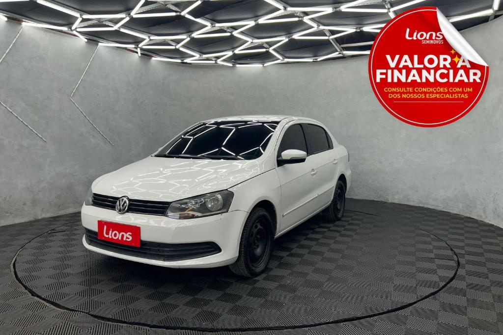 Volkswagen Voyage 2013