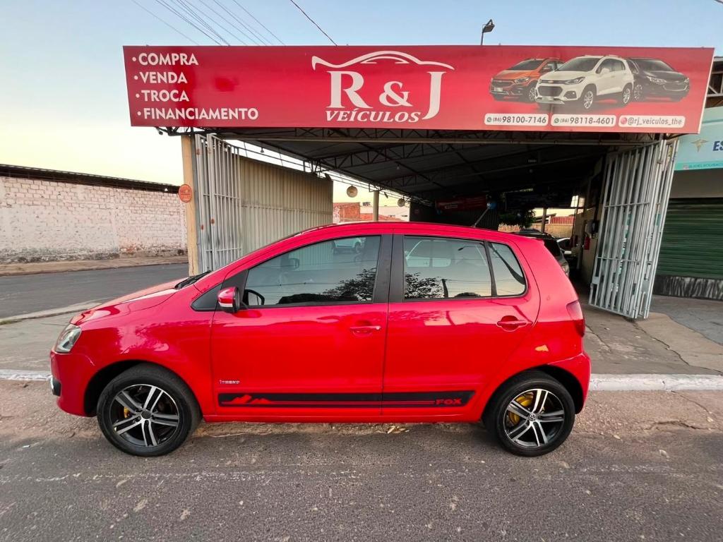 Volkswagen Fox Fox 1.0 Mi Total Flex 8V 5p 2013