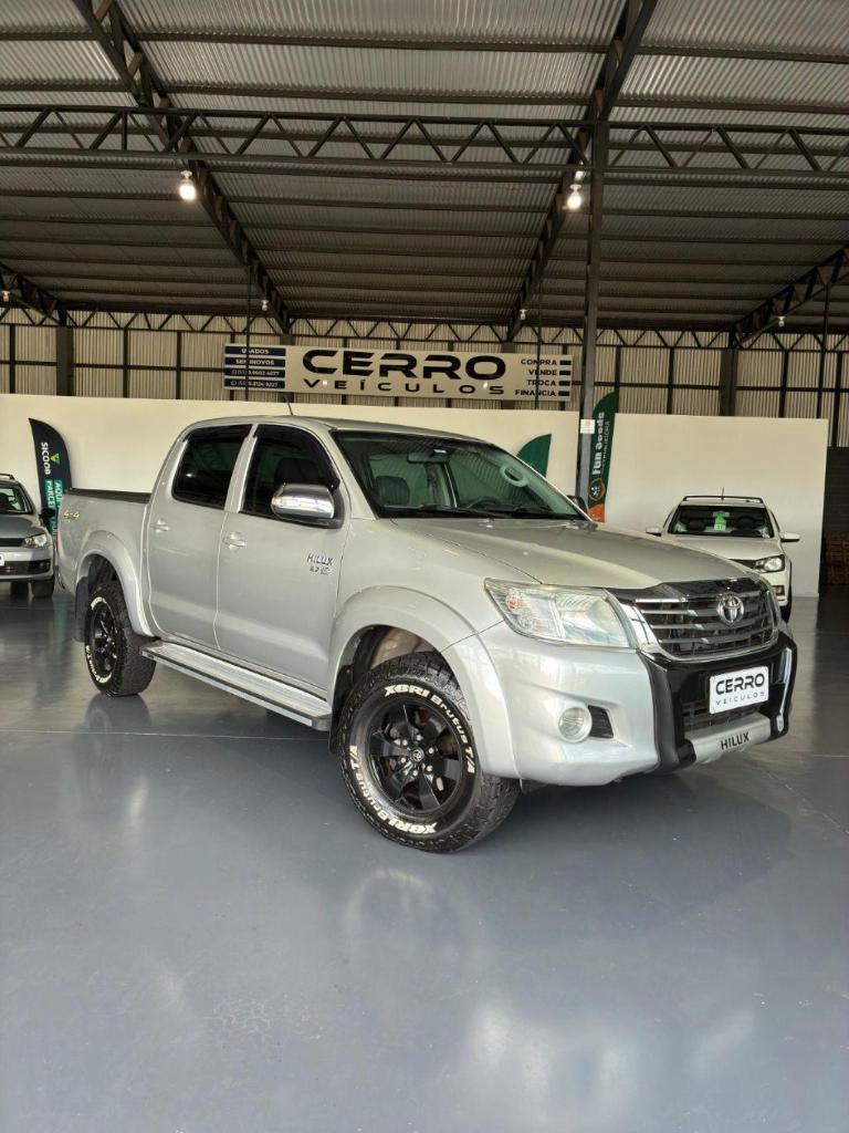 Toyota Hilux Hilux CD 4x4 2.7 16V Flex Mec. 2013