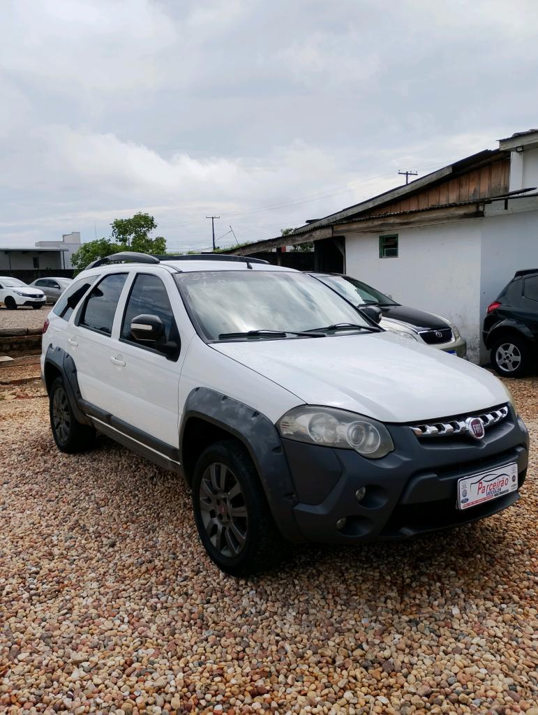 Fiat Weekend ADVENTURE 1.8 DUALOGIC FLEX 2017