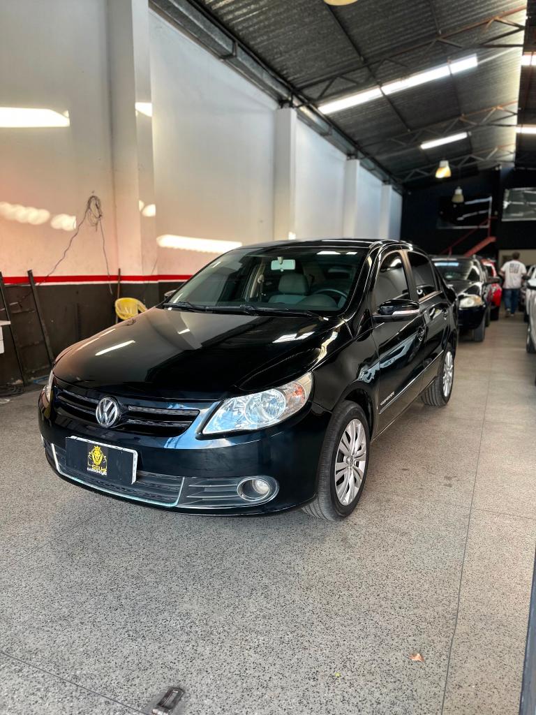 Volkswagen Voyage 1.6 Vht Total Flex Comfortline 2013