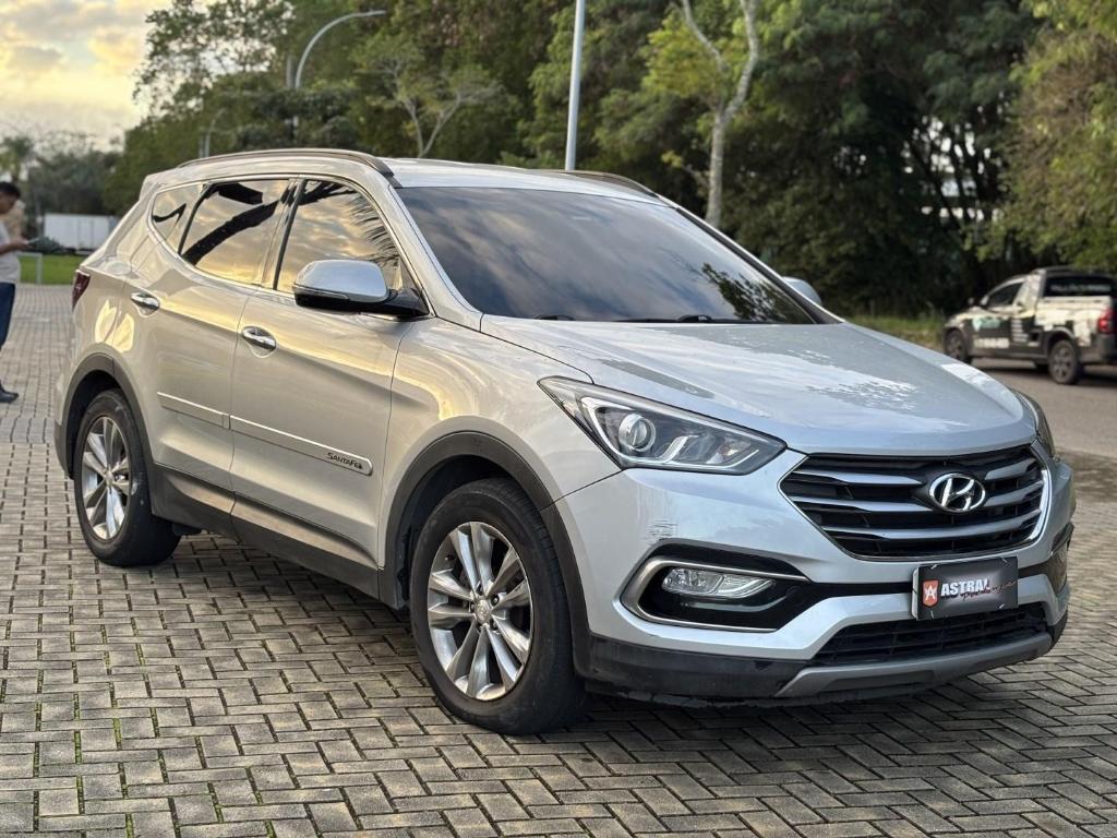 Hyundai Santa 2016