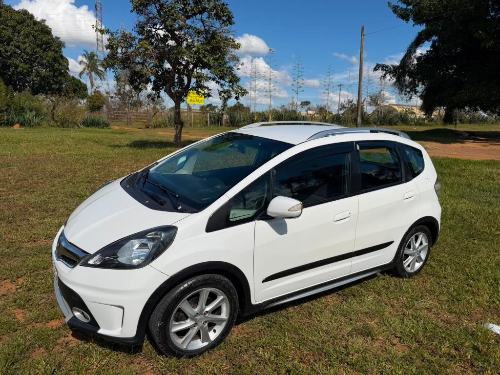 Honda Fit 1.5 TWIST 16V FLEX 4P AUTOMÁTICO 2013