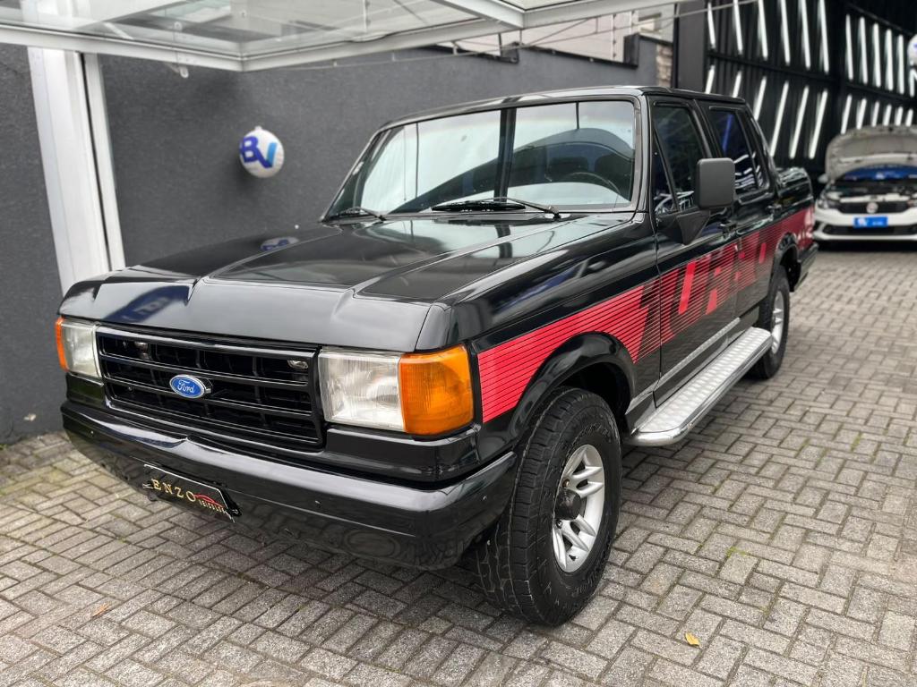 Ford F-1000 F-1000 CD/Blazer 3.9 Dies. 1993
