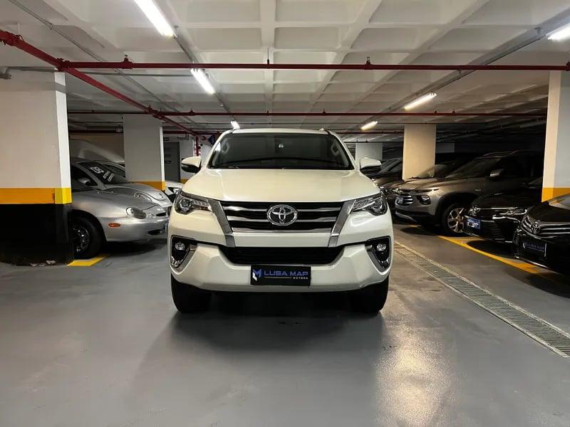 Toyota Hilux Sw4 Hilux SW4 SRX 4x4 2.8 TDI 16V Dies. Aut. 2020