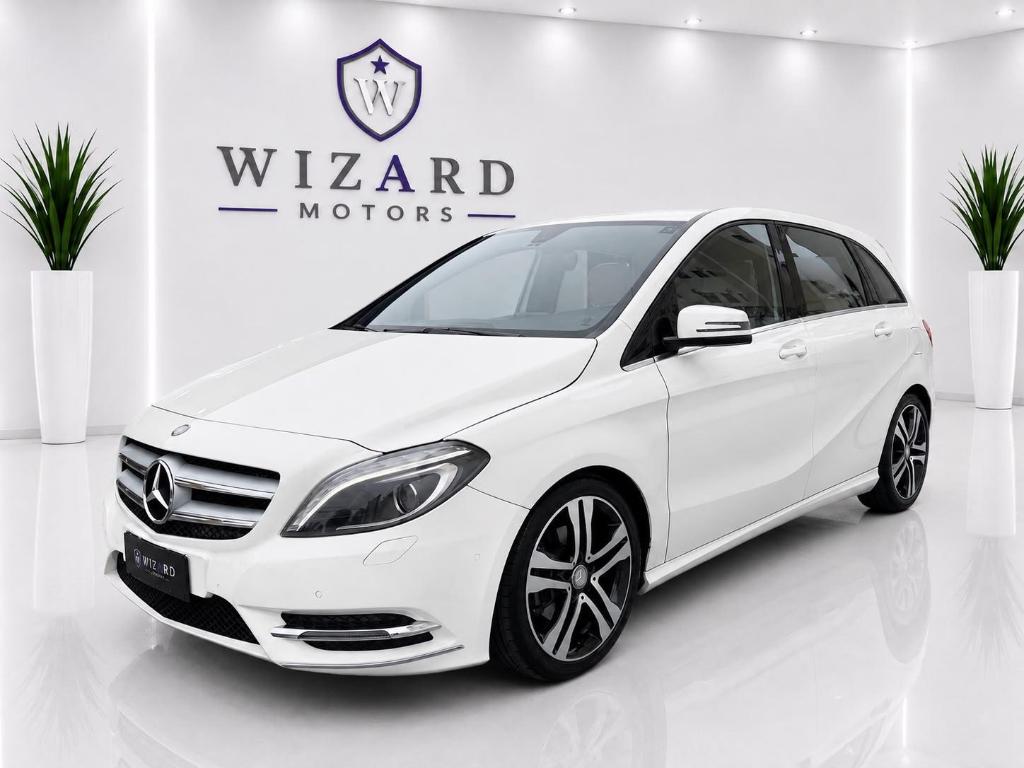 Mercedes-Benz B 200 4p Automatico Flex 2014