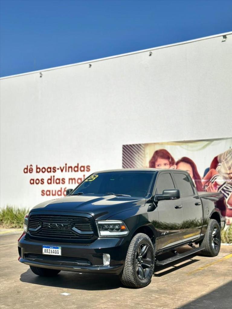 Ram 1500 CD LIMITED 4X4 5.7 AT 2023