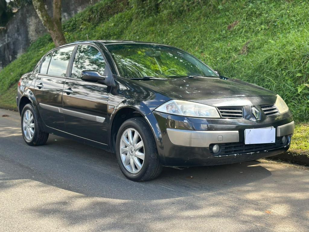 Renault Megane Megane Sedan Dynamique 2.0 16V Aut. 2008