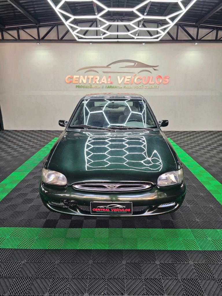 Ford Escort Escort GL 1.6 MPI 2001
