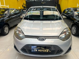 Foto do veículo Ford Fiesta 1.0 Rocam Flex Se