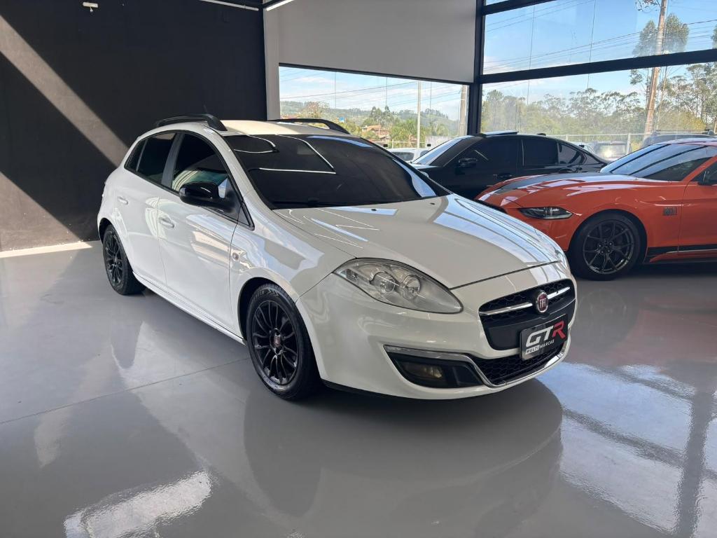 Fiat Bravo ESSENCE 1.8 16V DUALOGIC FLEX 2016