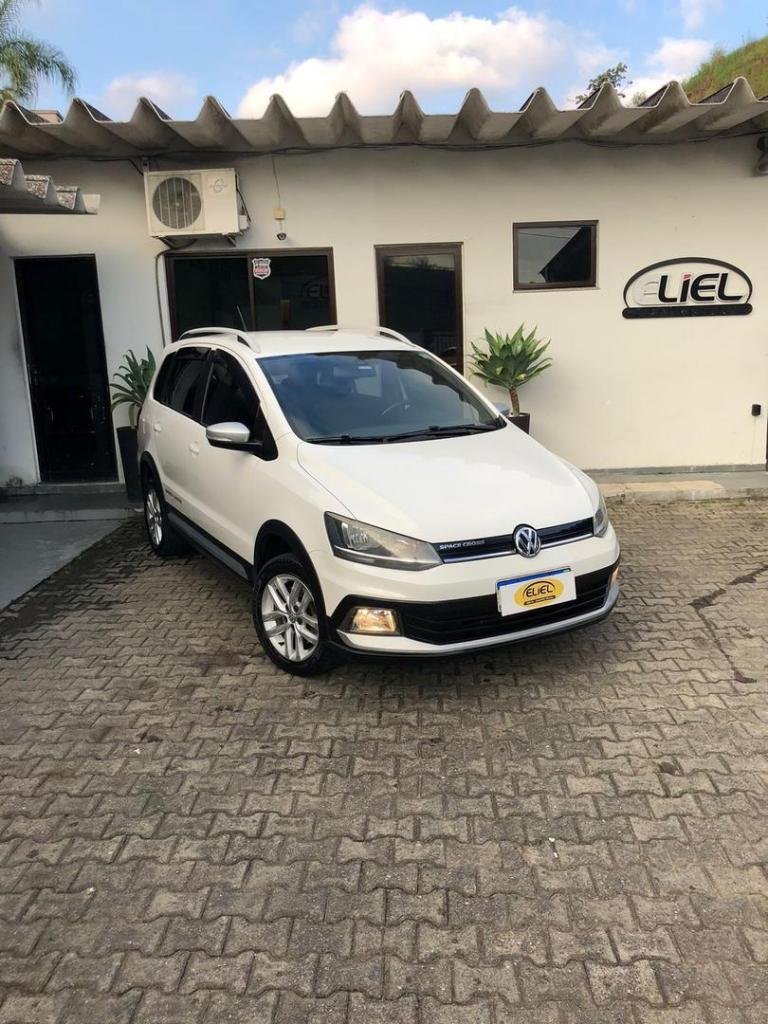 Volkswagen Spacefox 2016