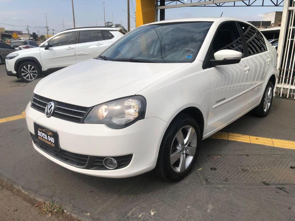 Volkswagen Polo Polo Sed. COMFORT. 1.6 Mi Tot. Flex 8v 2014