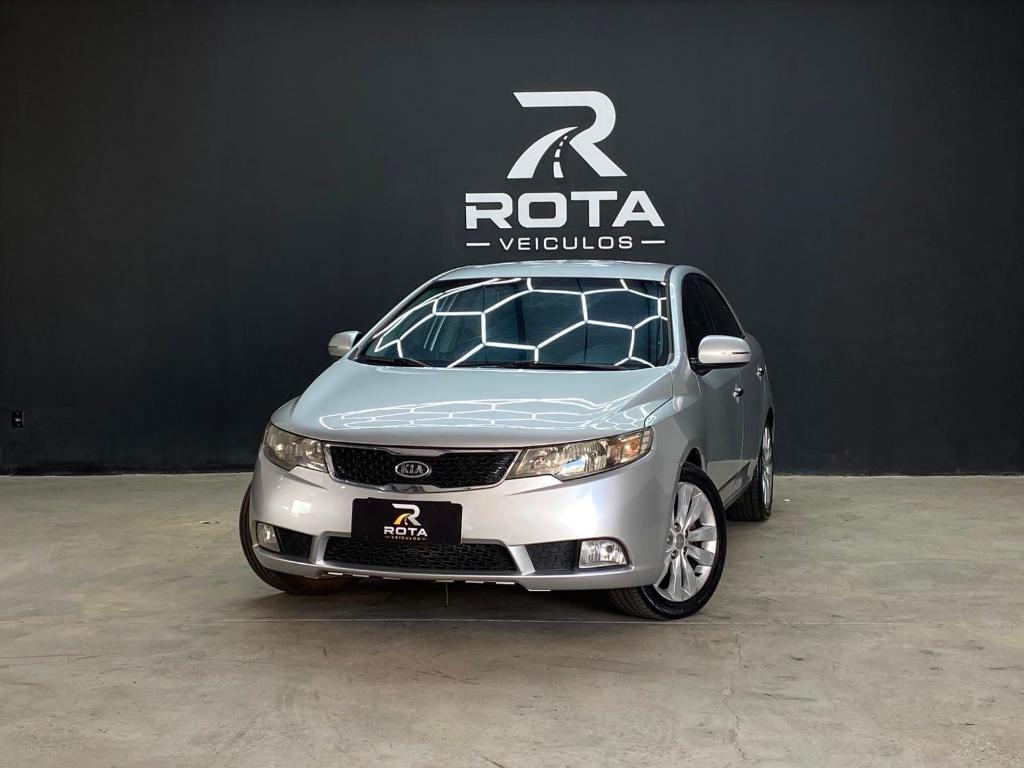 Kia Cerato 1.6 16v Sx Auto - Automática
