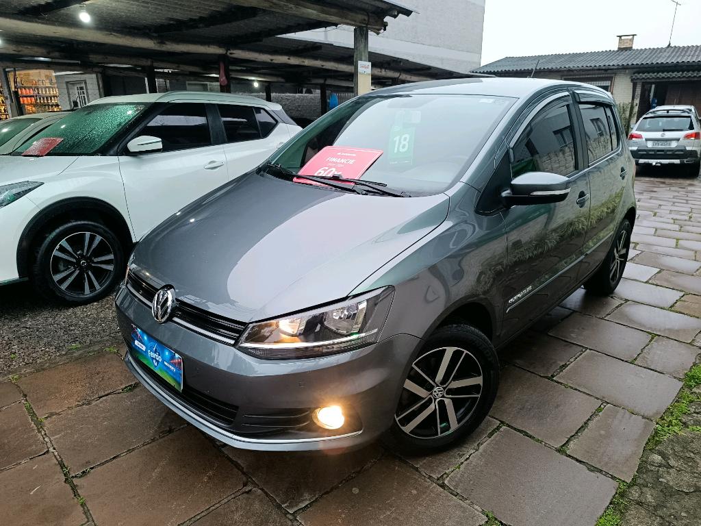 Volkswagen Fox COMFORTLINE 1.6 8V FLEX 4P 2018
