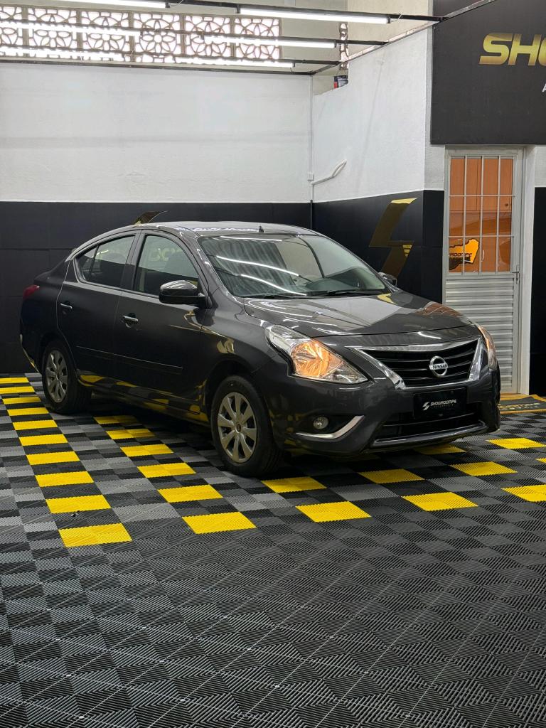 Nissan Versa 2018