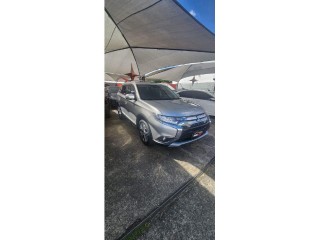 Foto do veículo Mitsubishi Outlander 2.0 Comfort Cvt