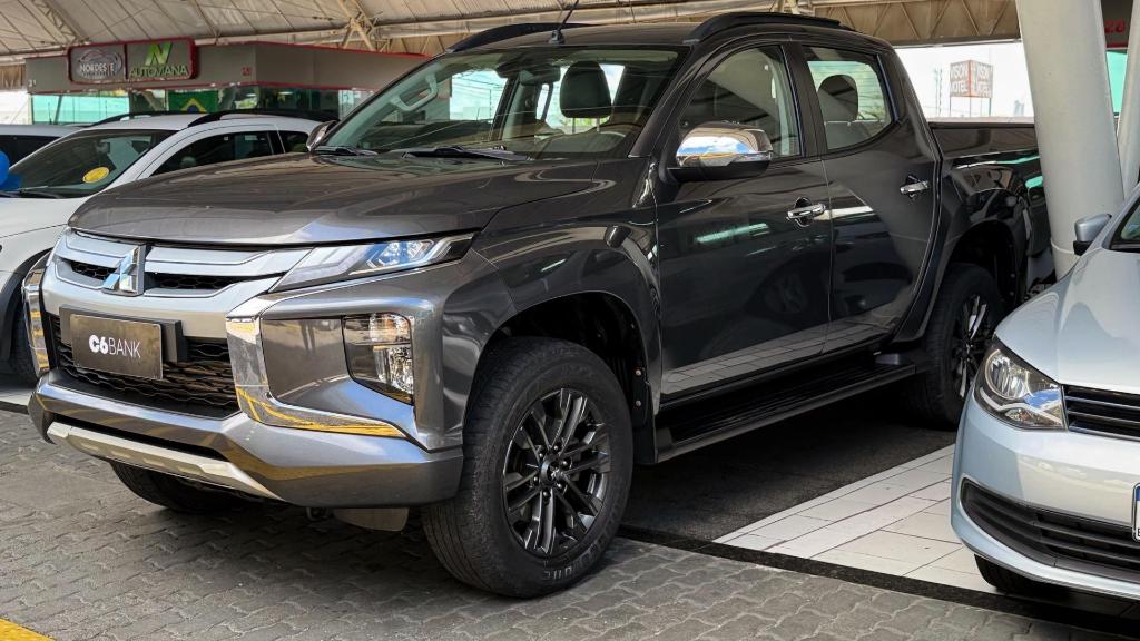 Mitsubishi L200 2025