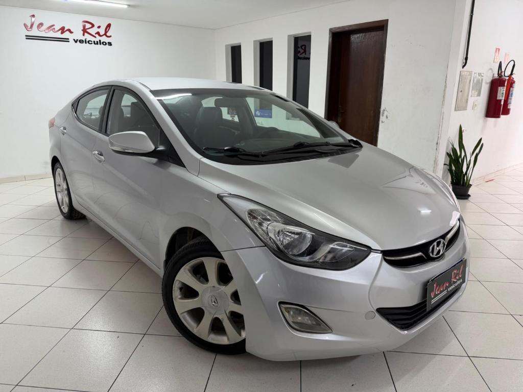Hyundai Elantra 2013