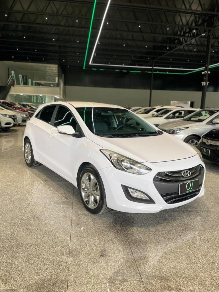 Hyundai I30 i30 Serie Limitada 1.8 16V Aut. 5p 2015