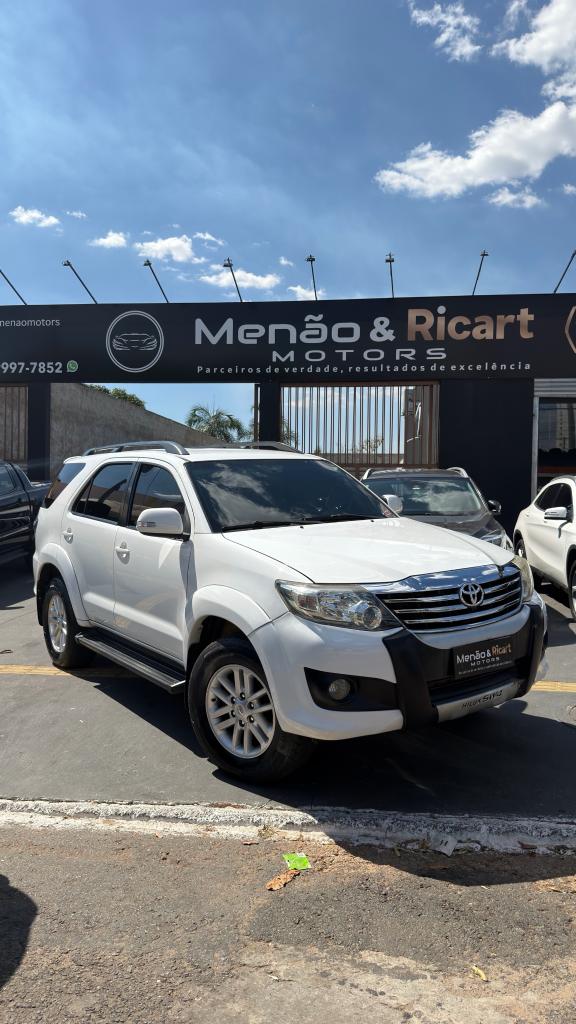 Toyota Hilux CD SR 4X2 2.7 AT FLEX 2014