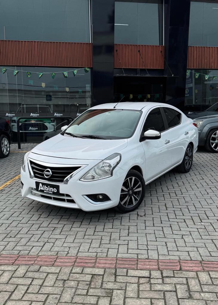 Nissan Versa