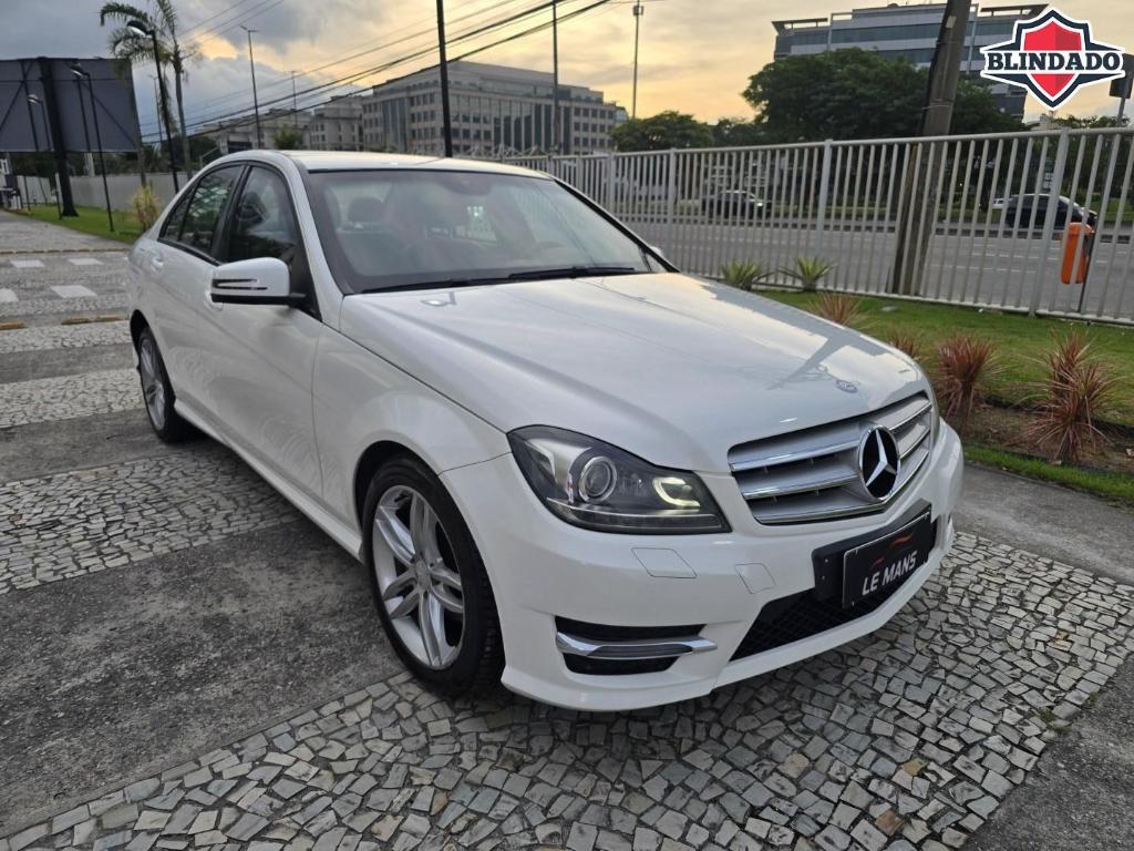 Mercedes-Benz C-200 2014