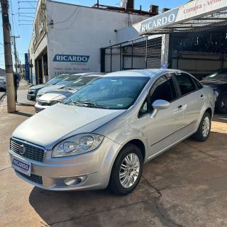 Foto do veículo Fiat Linea 1.8 E.torq Flex Essence