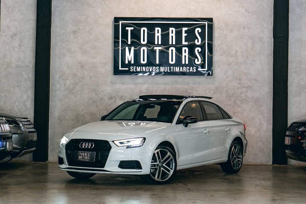 Audi A3 2.0 40 TFSI GASOLINA SEDAN PERFORMANCE BLACK S-TRONIC 2020